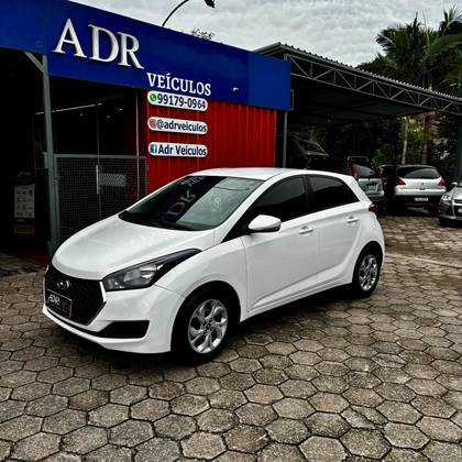 HYUNDAI HB20 1.0 COMFORT 12V FLEX 4P MANUAL HYUNDAI HB20 1.0 COMFORT 12V FLEX 4P MANUAL